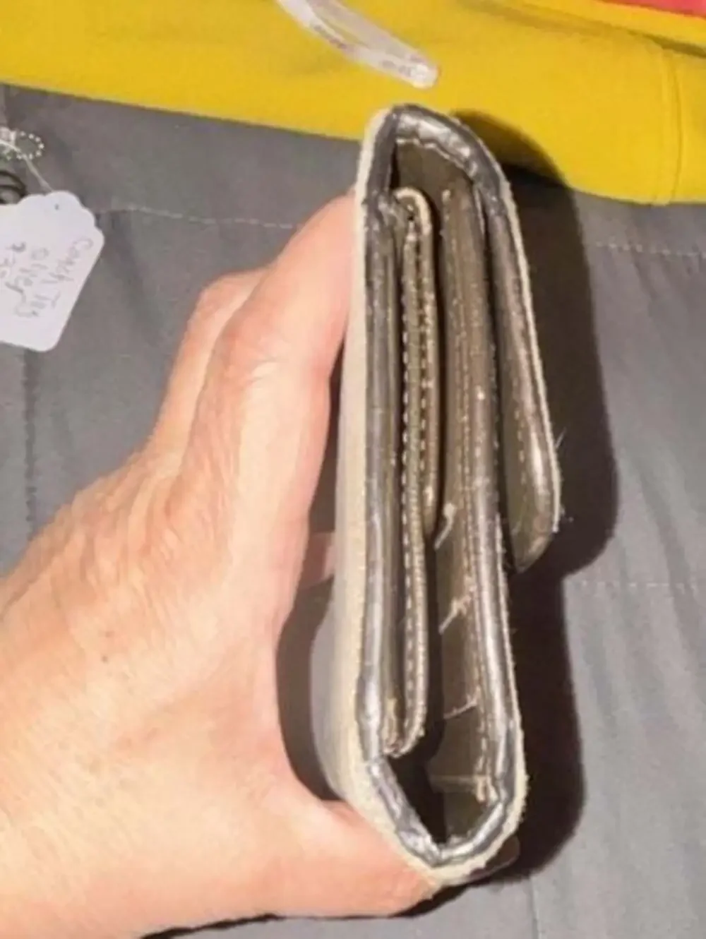 Louis Vuitton Monogram Mini Lin International Wallet